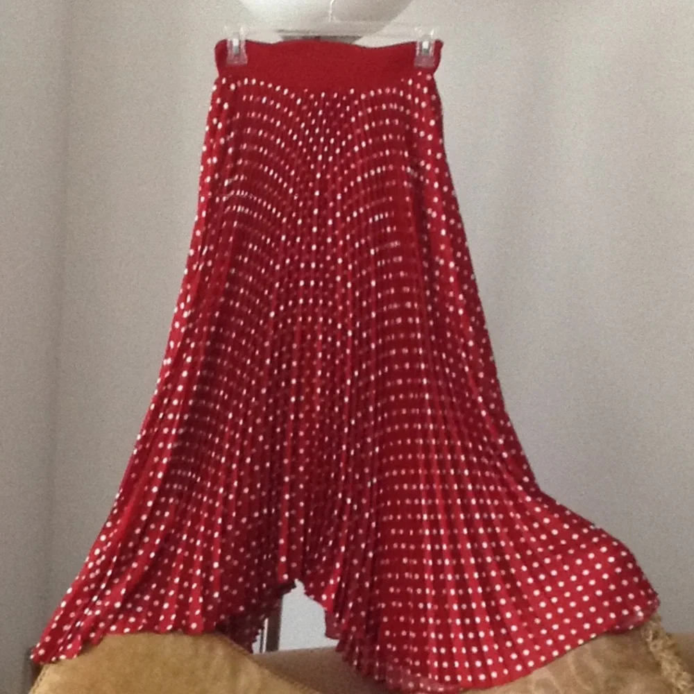 🔴 Elie Tahari - Smocked Waist / Dotted Maxi Skirt - Picture 4 of 8
